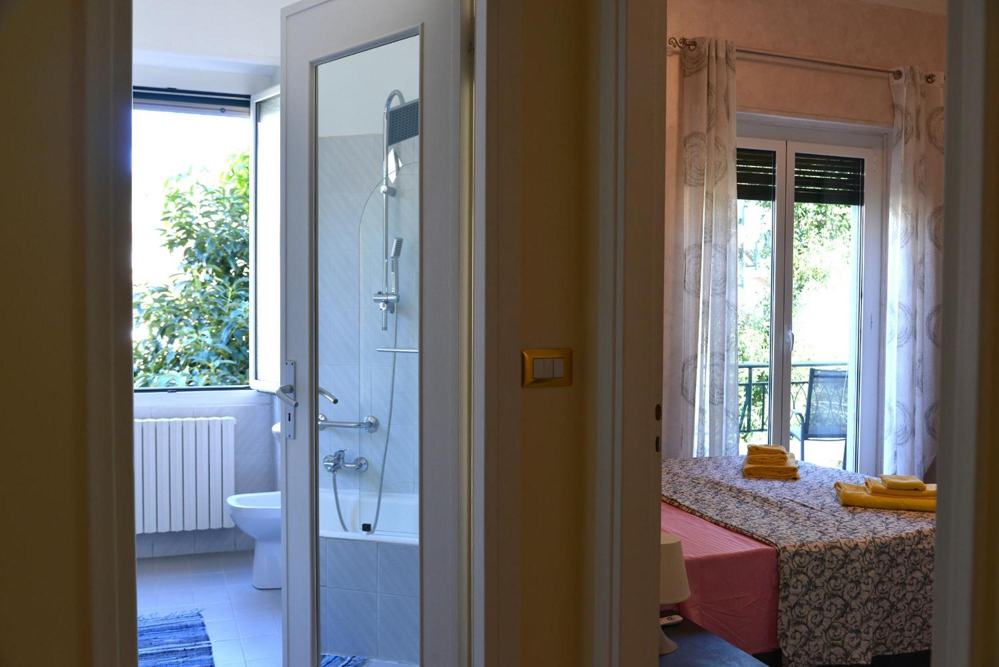 Appartamento Ginestra Bordighera Exterior photo